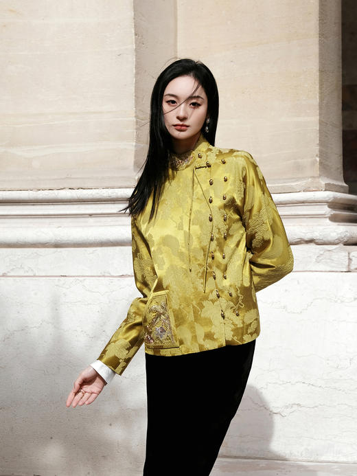 东方境X郭培| 芥末黄刺绣提花新中式上衣 商品图5