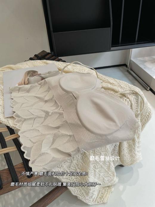 老米优品🎈3-5天。法式浪漫~《枝叶磨毛自带胸垫吊带》V领花边蕾丝 ，独特落叶设计~ 可以很好提升穿搭的精致度！DD241107A 商品图11