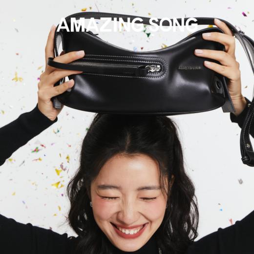 【唐香玉同款】Amazing Song乙颂 甜酒相机包秋冬款女款手提单肩斜挎单肩包枕头包 商品图3