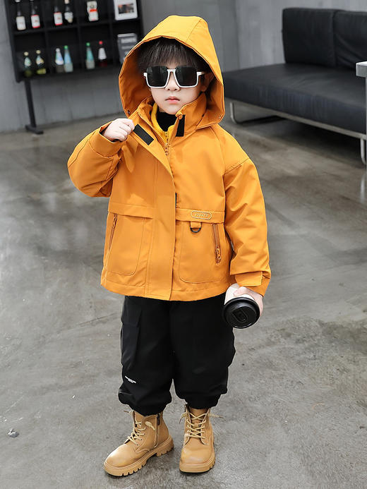 【轻便出行，时尚冲锋衣】同款儿童冲锋衣 男童秋冬款外套 新款三合一加绒上衣 男孩秋季外套-QQ 商品图4