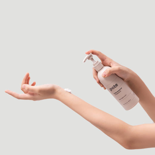 【拍1发6！】柏缇白松露焕采身体乳 300ml/瓶 「300ml*2+赠4支护手霜 香味随机」【ys】 商品图3