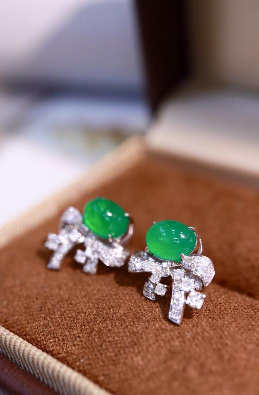 18K祖母绿耳钉 1.90ct 商品图5