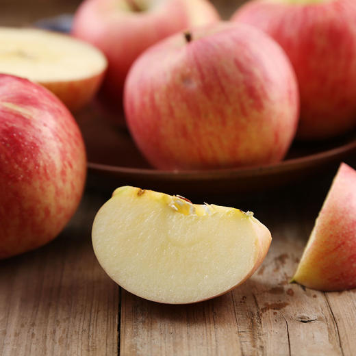 盈香园 新疆阿克苏 红富士苹果3kg 商品图3