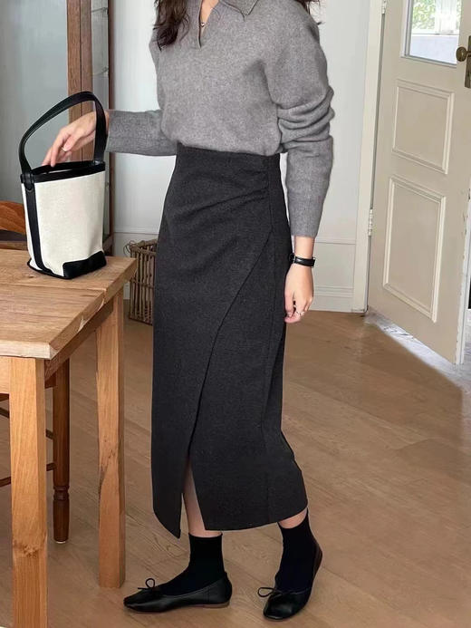 【法式褶皱包臀半身裙】高腰 秋冬新款 设计感修身显瘦 不规则开叉中长款 商品图5