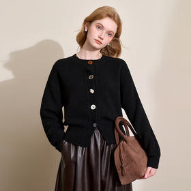 慵懒风气质高级感圆领针织衫女秋冬设计感纽扣保暖外套V4343577