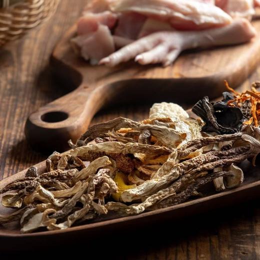 云南菌汤集 虎掌菌+姬松茸+鹿茸菇+北风菌+鸡油菌+羊肚菌+竹荪+虫草花 商品图4