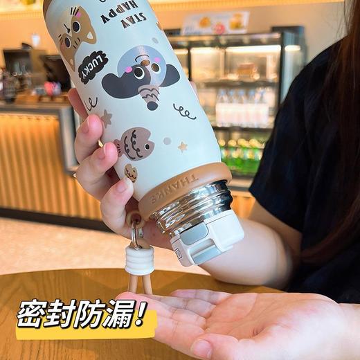 高颜值便携提手防摔儿童保温杯一杯两盖时尚男女学生杯316不锈钢 商品图3