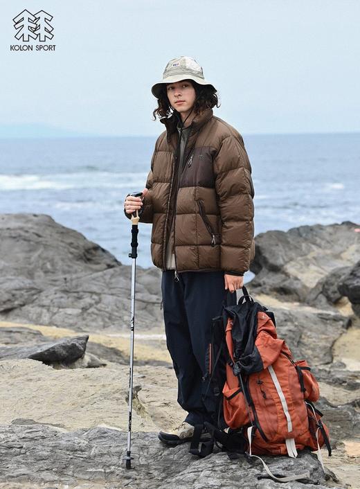 点此购买 可隆男子轻量户外休闲防水防风山系登山立领保暖棉服外套 LL 302684 商品图7