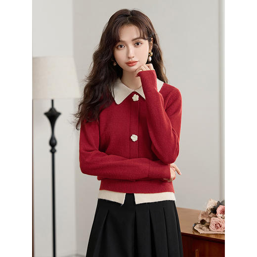 【1件75折】熙世界秋冬款撞色翻领假两件红色毛衣设计感显瘦针织上衣 商品图2