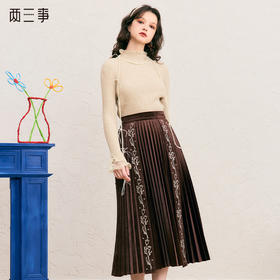 两三事载香史册2024冬季新款法式绣花丝绒百褶裙高腰半身裙