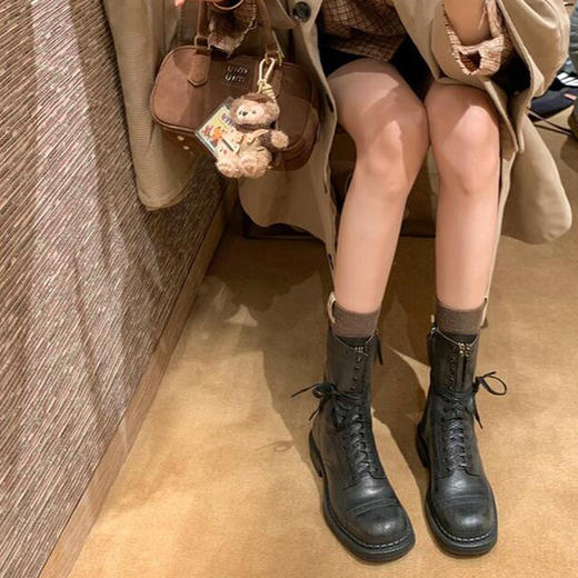 【顺丰包邮】21844 洛诗琳高奢做旧感牛皮系带牛皮马丁靴女8033 商品图0