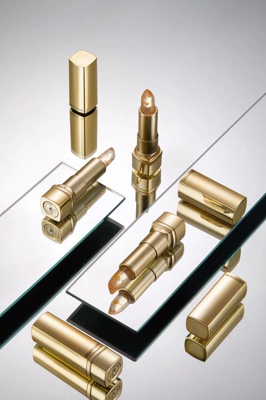 你可以永远相信华熙❗把999高纯金箔涂在嘴巴上❗媲美TF金箔唇膏❗59.9抢【润熙泉奢润逐彩变色唇膏】PH循环变色，千人千色！ 商品图5