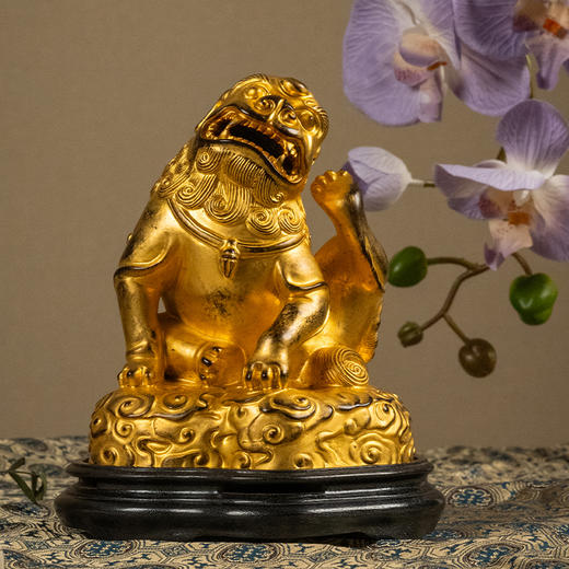 清 木胎漆金瑞兽香薰 商品图0