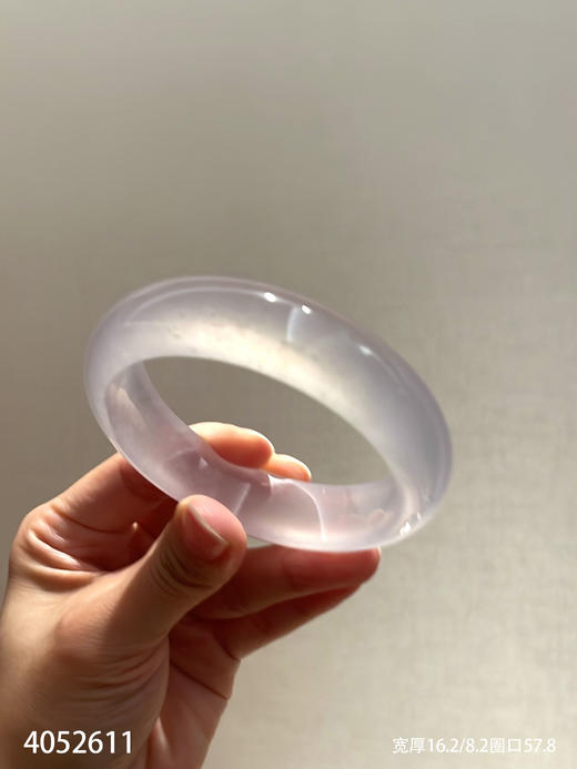 4052611，手镯，圈口57.8。具体价格微信咨询 商品图7