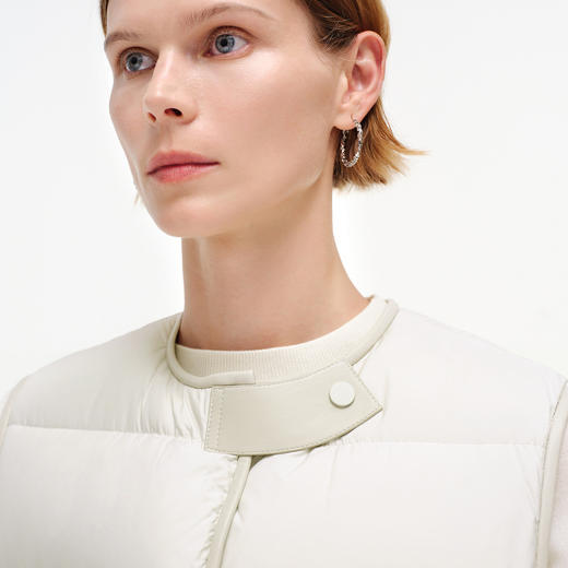 舒库鹅绒马甲女年冬新款拼皮羽绒服简约外套轻便 商品图3