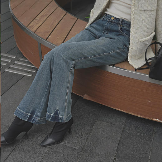 【顺丰包邮】93821 洛诗琳实穿百搭显瘦气质高腰微喇直筒牛仔裤03022 商品图1