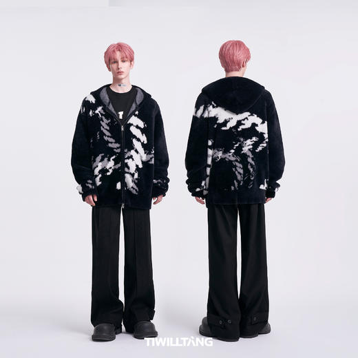 启世录TIWILLTANG“环秩徊影”新中式水墨提花仿貂毛秋冬御寒外套 商品图4