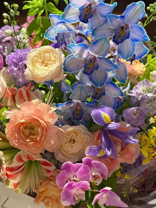 花艺师高端定制轻奢生日花束豪华A2款 商品图1