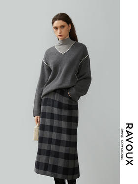 264089901阔版V领羊绒衫