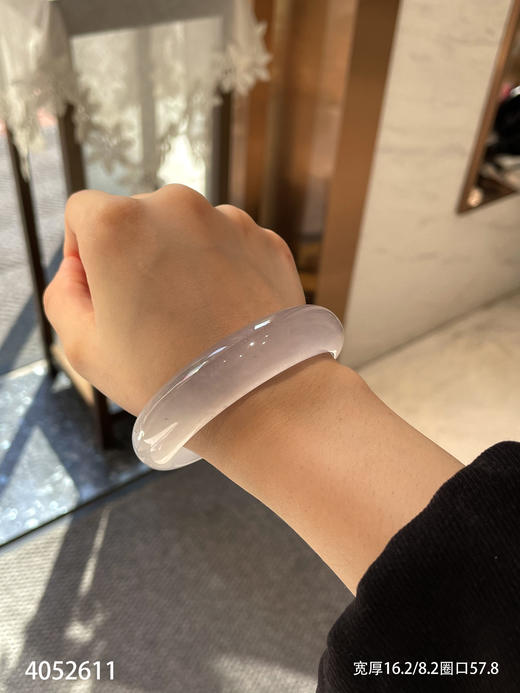 4052611，手镯，圈口57.8。具体价格微信咨询 商品图5