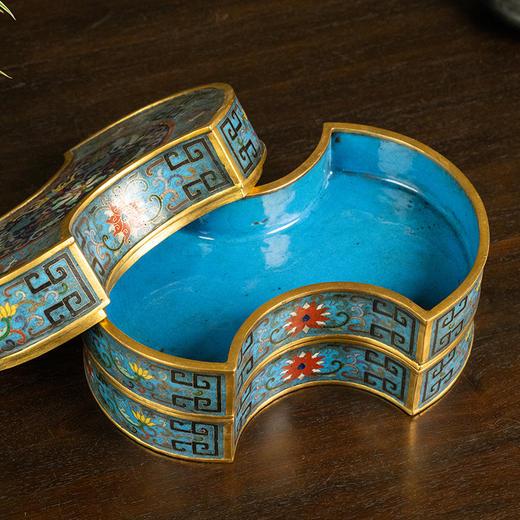 清 铜胎掐丝珐琅银锭形双层盖盒 商品图3