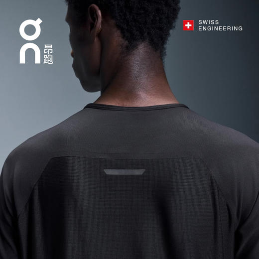 ON 昂跑 Performance-T Lumos 男款速干吸汗休闲跑步运动反光T桖 商品图3