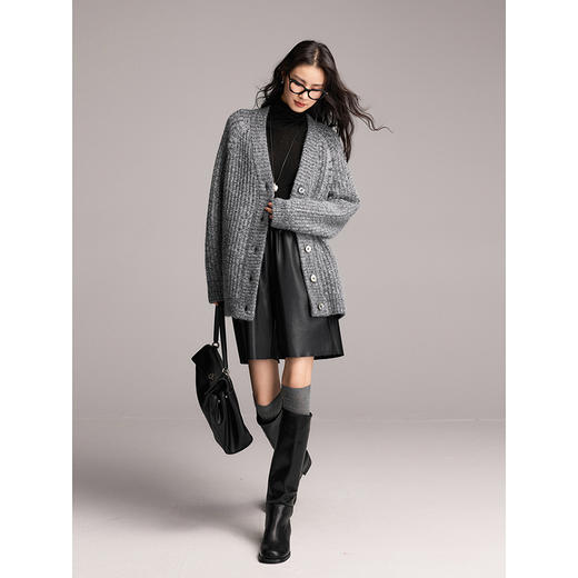 棉仓357605017-V领纹重磅羊驼毛开衫 商品图2