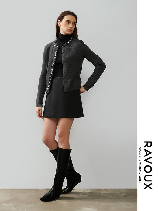 264099915门襟订珠羊毛开衫 商品图3