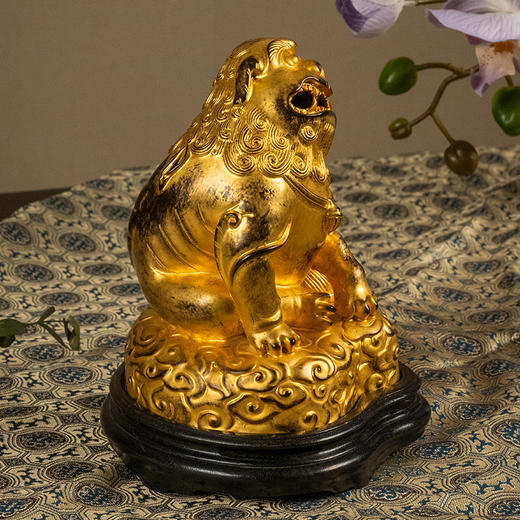 清 木胎漆金瑞兽香薰 商品图1