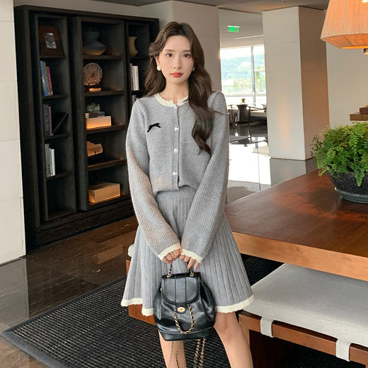 奢姿2025春季新款大码女装针织拼接套装胖妹妹减龄花边两件套9843969076 商品图2