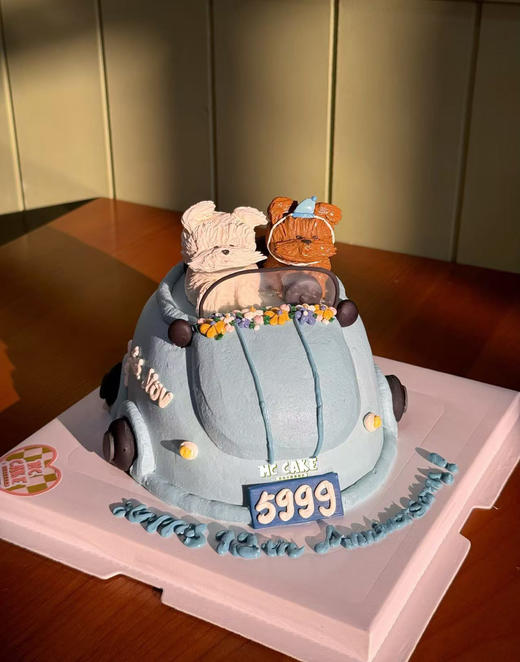 潦草小狗兜风汽车蛋糕 商品图0