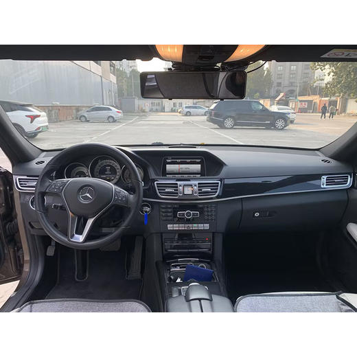 奔驰 E级 E260L运动型【长租-北京】 商品图5