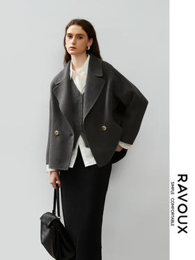 264269903短款大翻领中空羊毛外套