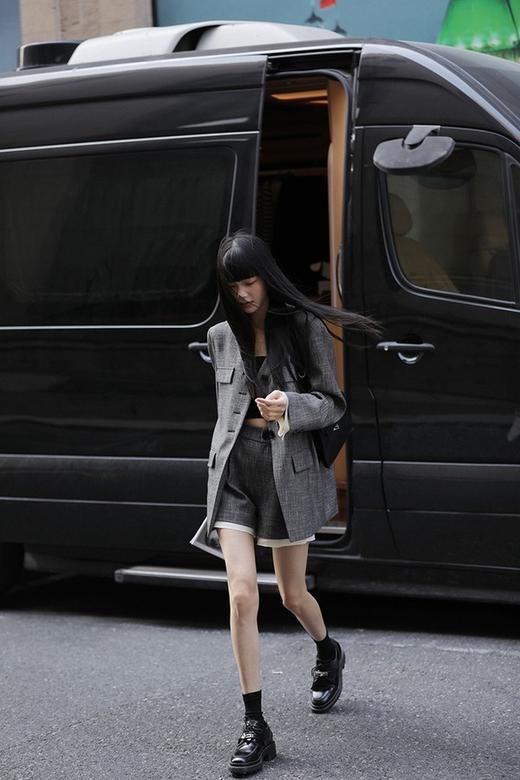 Le Malene 深灰色时髦无领西装外套 19340 商品图8