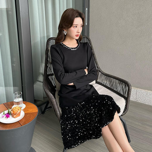 奢姿2024年秋季新款大码女装设计感针织裙子胖妹妹拼接亮片连衣裙9943855694 商品图2