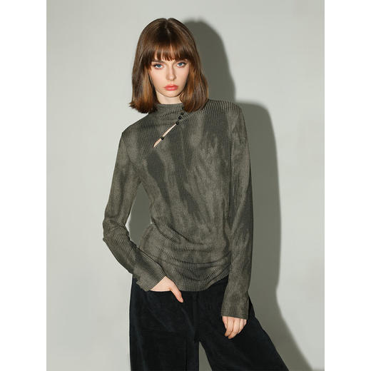 【秒杀】COCOBELLA新中式扎染针织衫设计感温柔气质高领打底衫TS7062 商品图3