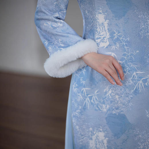 新款蓝色淑女改良大袖奥黛旗袍TM7940 商品图3