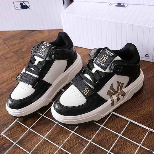 【时髦百搭】MLB暗纹中帮学长鞋 商品图4