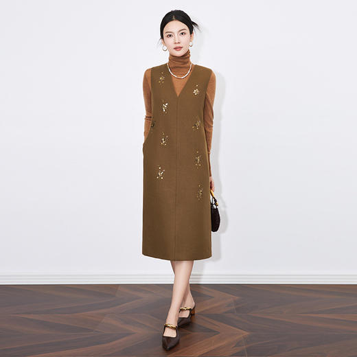 【高货wl】全新升级【铂金会员358/天猫479/差价121】(43958) 洛诗琳秋冬轻奢优雅风深V领重工亮片无袖含羊毛直筒背心裙 商品图0