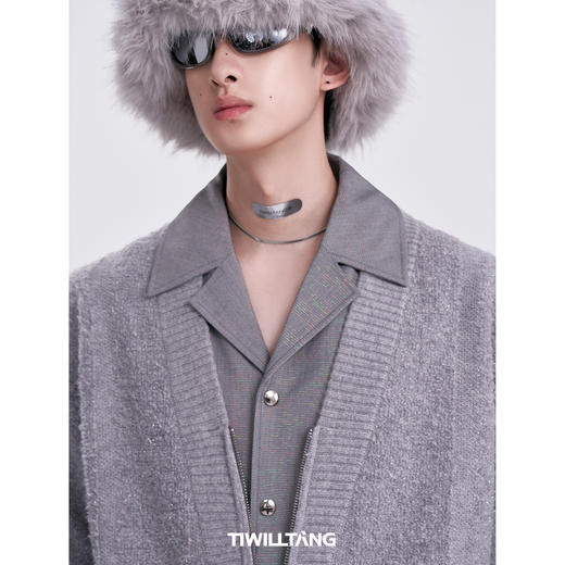 启世录TIWILLTANG“晶尘焕闪”隐嵌银光纱V领休闲针织拉链开衫冬 商品图1