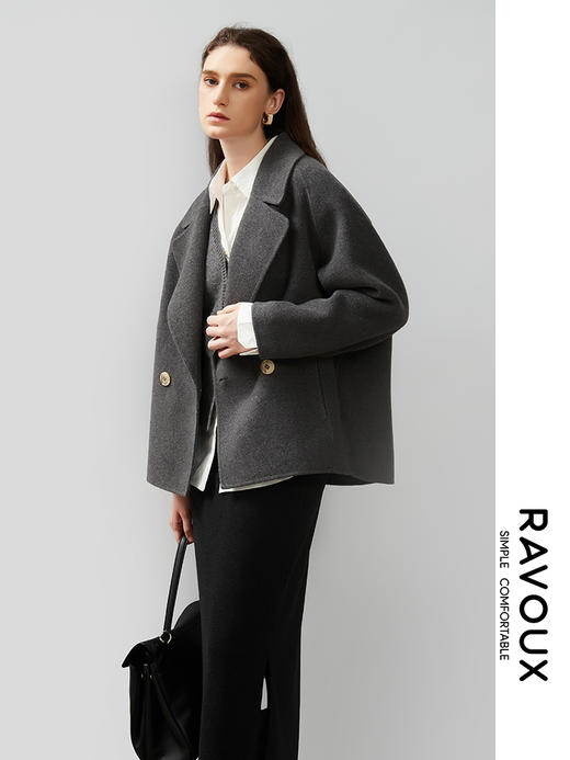 264269903短款大翻领中空羊毛外套 商品图4