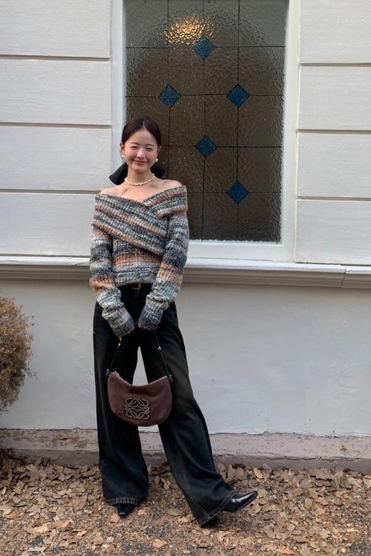 ANSUABEL 彩色针织大V领一字肩毛衣上衣 19373 商品图1