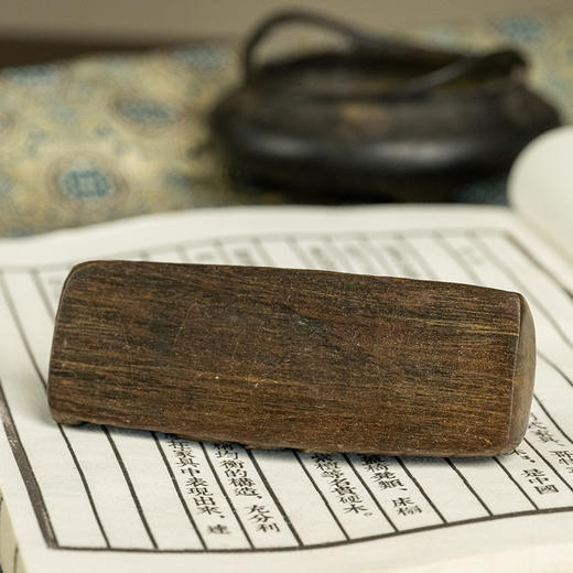 清 石雕石榴纹镇纸 商品图4