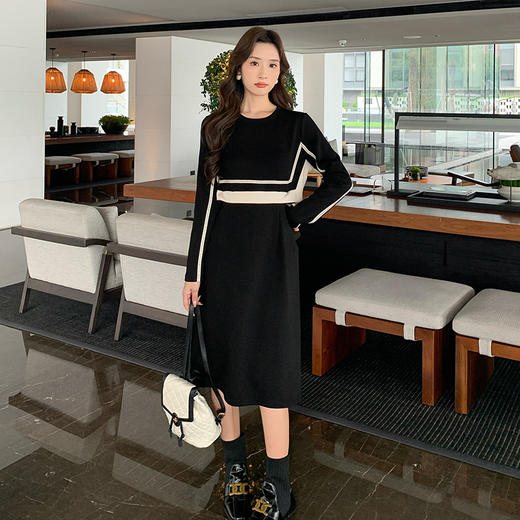 奢姿大码女装2024秋季假两件拼接打底连衣裙胖妹妹时尚简约一步裙9943855230 商品图0