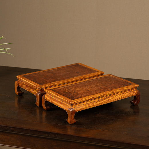 二十世纪 黄花梨镶瘿木彭牙鼓腿器座（一对） 商品图1