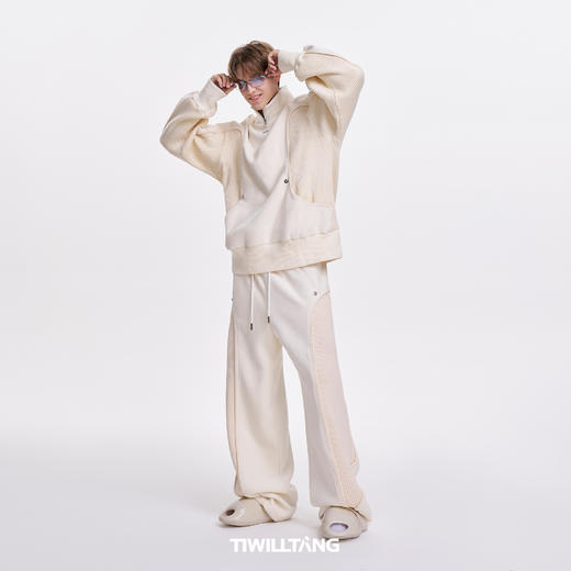 TIWILLTANG启世录“坞昼烛曳”颗粒绒螺纹卫裤 商品图3