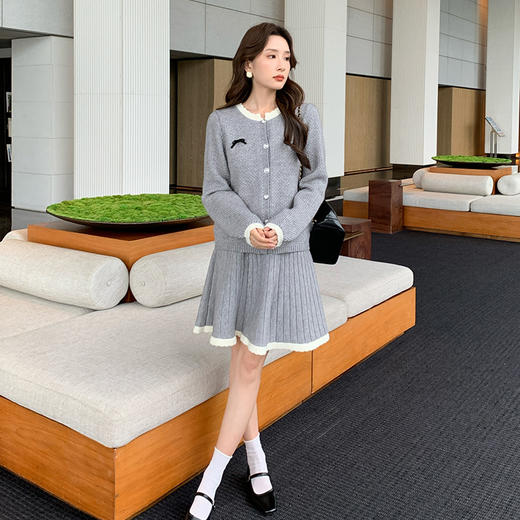 奢姿2025春季新款大码女装针织拼接套装胖妹妹减龄花边两件套9843969076 商品图4