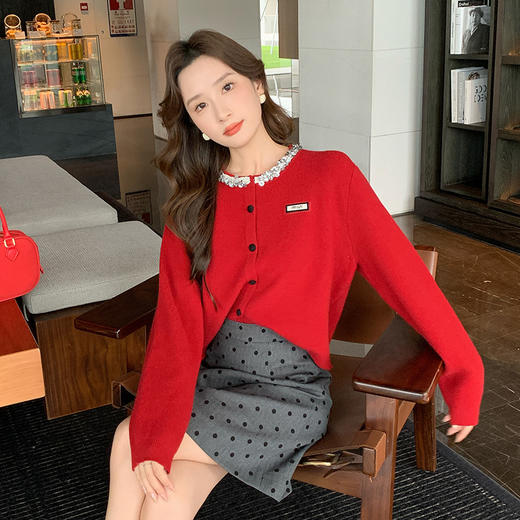 奢姿大码女装2024秋季钻饰设计针织开衫胖妹妹时尚简约百搭上衣8843368250 商品图2