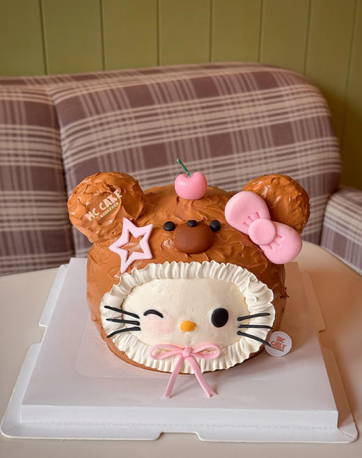 kt小熊头套蛋糕 商品图1