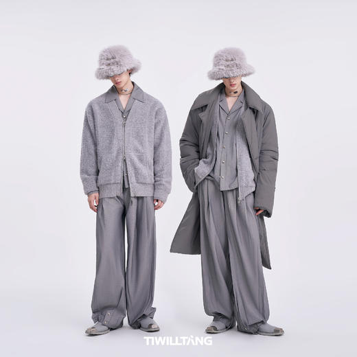 启世录TIWILLTANG“晶尘焕闪”隐嵌银光纱V领休闲针织拉链开衫冬 商品图4